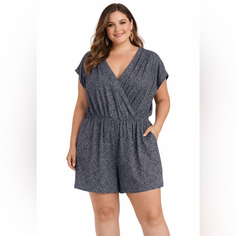 Simply Styled Short Sleeve Romper Shorts Black White Print Large EUC Resortwear